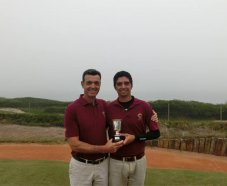 alt:[João Girão venceu a 32ª Taça FPG / BPI, que a Federação Portuguesa de Golfe organizou no Estela Golf Club, na Póvoa de Varzim]